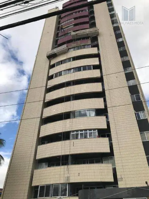 Foto 1 de Apartamento com 3 Quartos à venda, 104m² em Fátima, Fortaleza