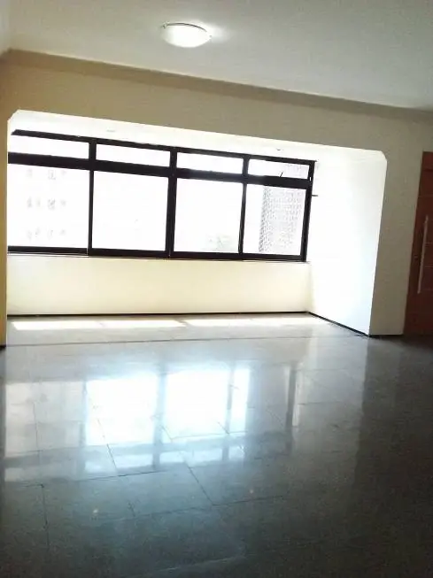 Foto 2 de Apartamento com 3 Quartos para alugar, 147m² em Mucuripe, Fortaleza