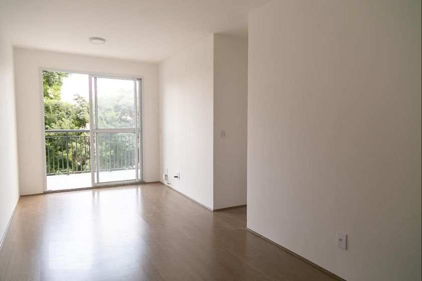 Foto 1 de Apartamento com 3 Quartos para alugar, 75m² em Picanço, Guarulhos