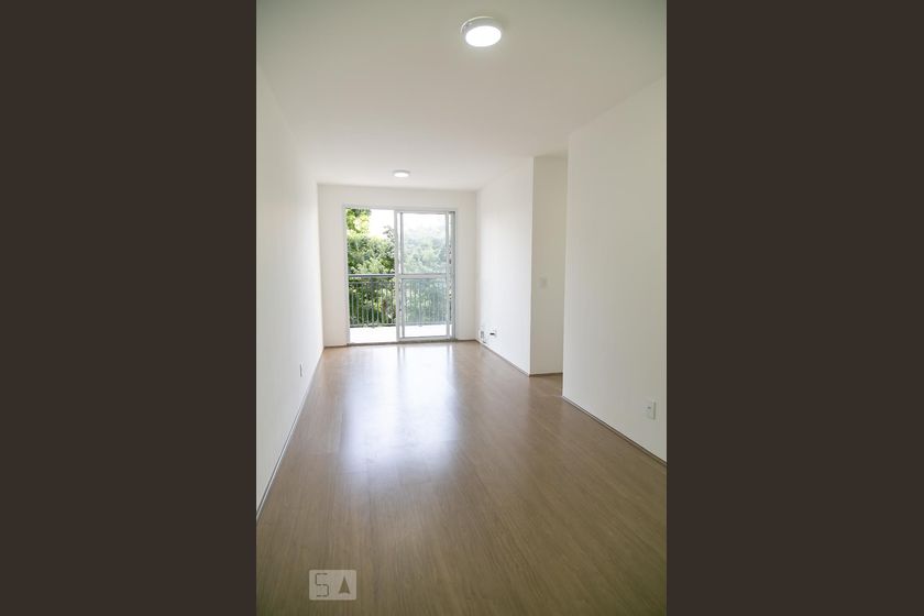 Foto 3 de Apartamento com 3 Quartos para alugar, 75m² em Picanço, Guarulhos