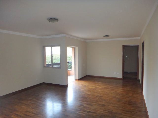 Foto 2 de Apartamento com 3 Quartos para alugar, 186m² em Zona 07, Maringá