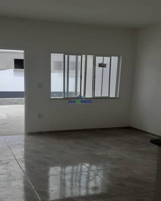 Foto 2 de Casa com 1 Quarto à venda, 35m² em Lagoinha, São Gonçalo