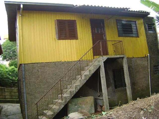 Foto 1 de Casa com 2 Quartos para alugar, 70m² em Rio Branco, Caxias do Sul