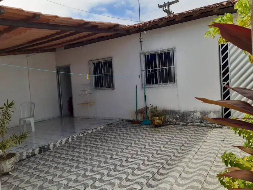 Foto 1 de Casa com 3 Quartos à venda, 80m² em Benedito Bentes, Maceió