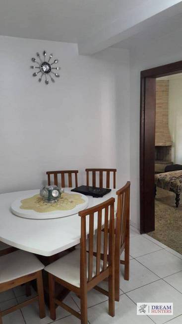 Foto 3 de Casa com 3 Quartos à venda, 161m² em Capão Raso, Curitiba