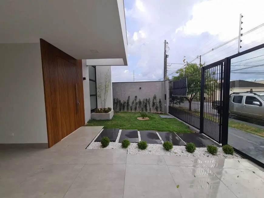Foto 3 de Casa com 3 Quartos à venda, 165m² em Jardim Monte Rei, Maringá