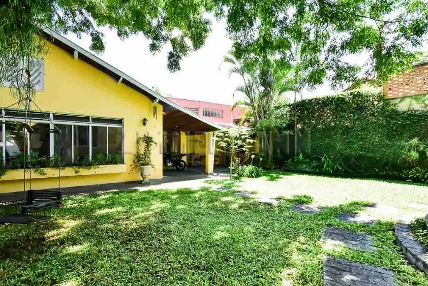 Foto 3 de Casa com 4 Quartos à venda, 434m² em Jardim América, São Paulo