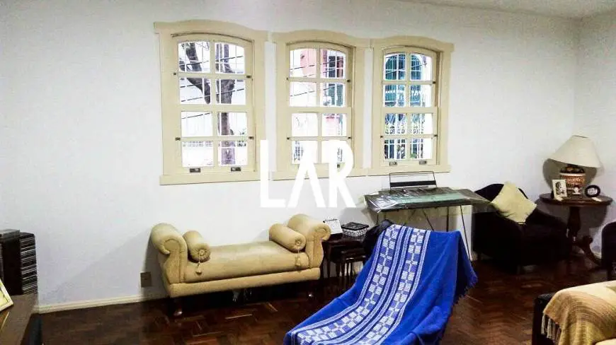 Foto 1 de Casa com 4 Quartos à venda, 240m² em Nova Granada, Belo Horizonte