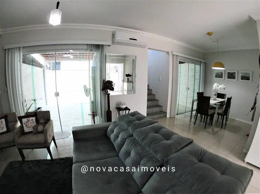 Foto 2 de Casa de Condomínio com 3 Quartos à venda, 147m² em Flores, Manaus
