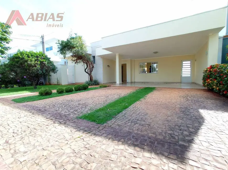 Foto 1 de Casa de Condomínio com 3 Quartos para alugar, 214m² em Parque Faber Castell I, São Carlos