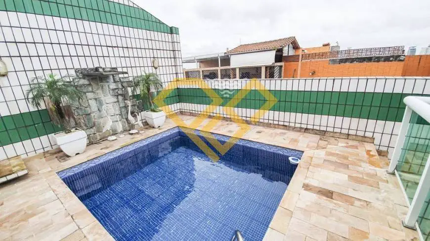 Foto 1 de Cobertura com 4 Quartos à venda, 320m² em Campo Grande, Santos