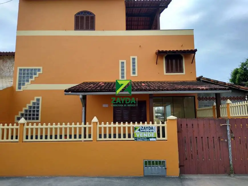 Foto 1 de Sobrado com 4 Quartos à venda, 130m² em Barra de São João, Casimiro de Abreu