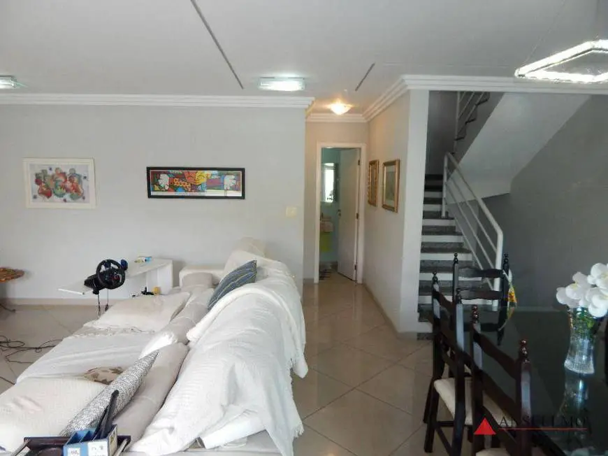 Foto 4 de Sobrado com 4 Quartos para alugar, 245m² em Nova Petrópolis, São Bernardo do Campo