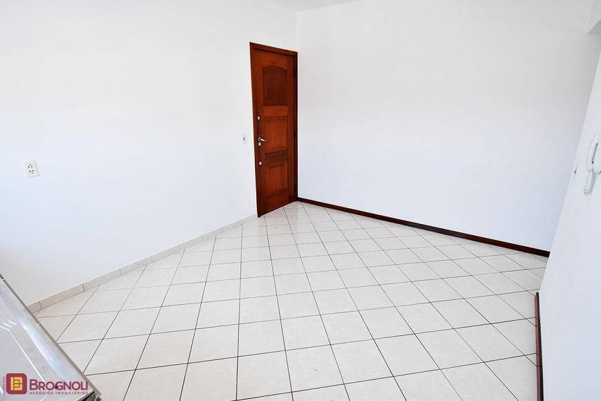 Foto 5 de Apartamento com 1 Quarto para alugar, 32m² em Barreiros, São José