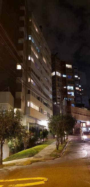 Foto 1 de Apartamento com 1 Quarto para venda ou aluguel, 134m² em Bela Vista, Porto Alegre