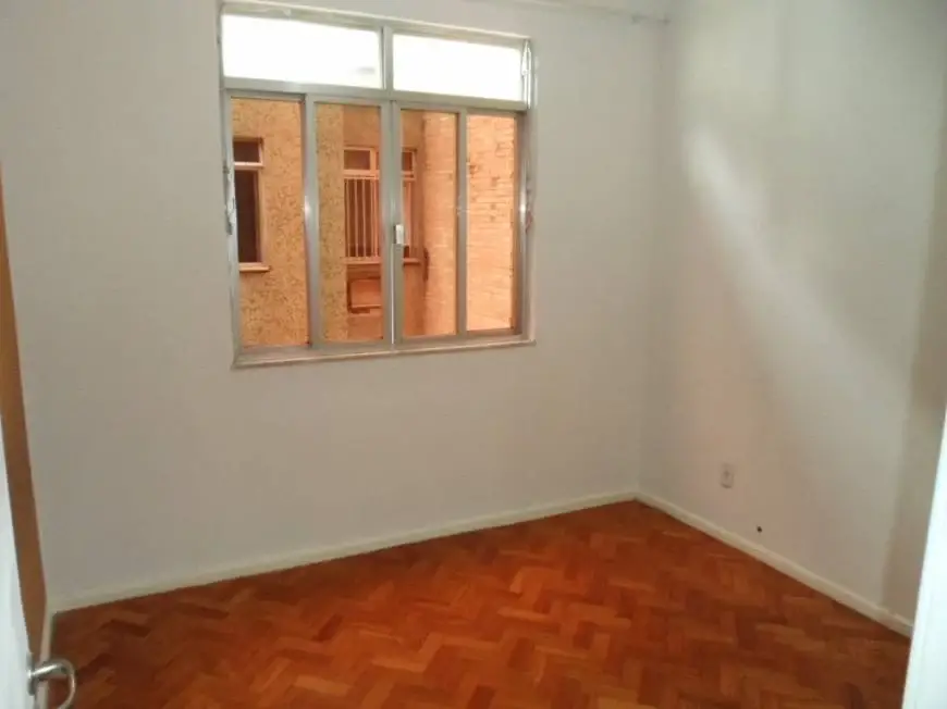 Foto 3 de Apartamento com 2 Quartos para alugar, 68m² em Botafogo, Rio de Janeiro