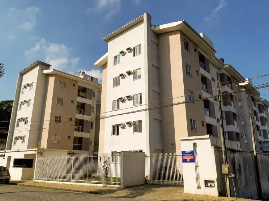 Foto 1 de Apartamento com 2 Quartos para alugar, 62m² em Glória, Joinville