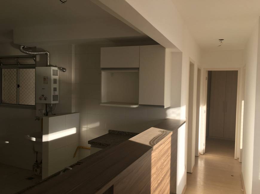 Foto 1 de Apartamento com 2 Quartos à venda, 68m² em Lindóia, Curitiba
