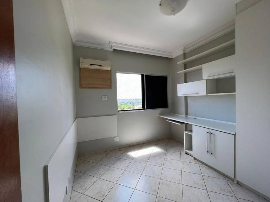 Foto 2 de Apartamento com 3 Quartos para alugar, 130m² em Alvorada, Cuiabá