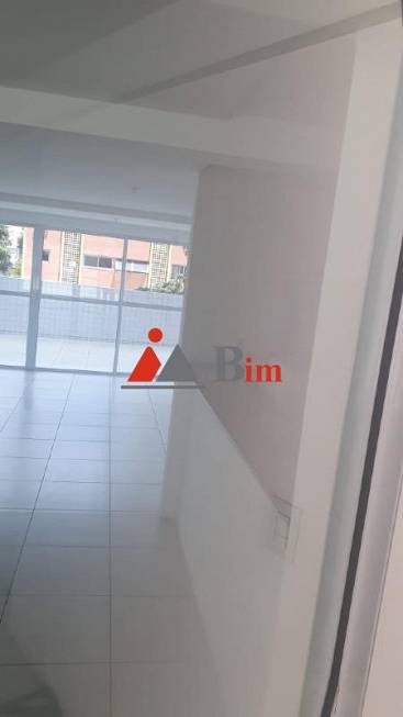Foto 3 de Apartamento com 3 Quartos à venda, 63m² em Madalena, Recife
