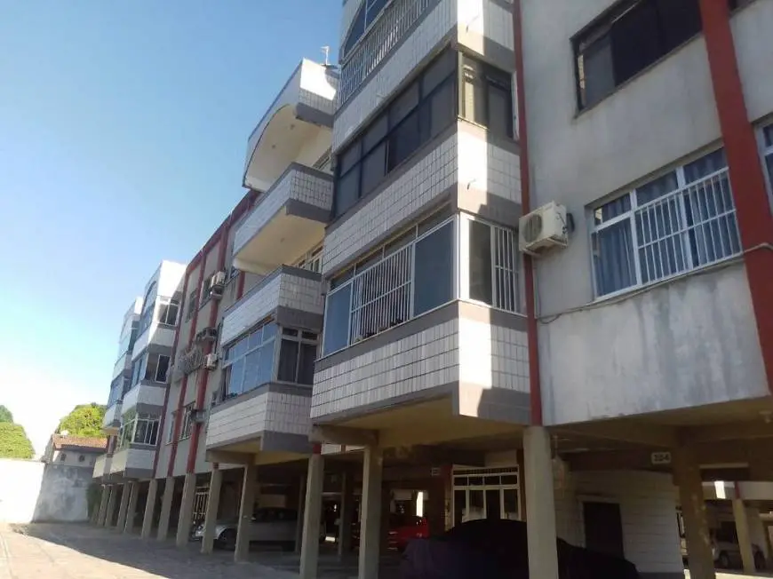 Foto 2 de Apartamento com 3 Quartos à venda, 169m² em Vila União, Fortaleza
