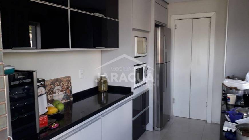 Foto 2 de Apartamento com 4 Quartos à venda, 244m² em Amizade, Jaraguá do Sul
