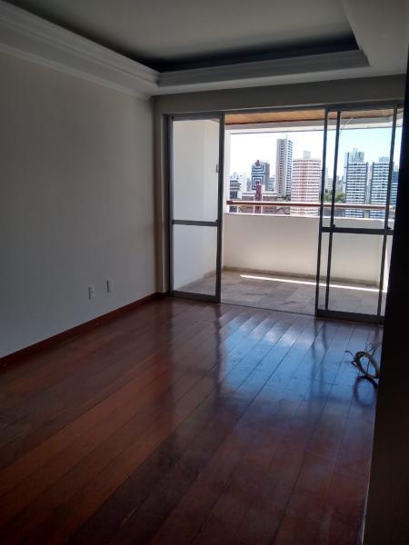 Foto 1 de Apartamento com 4 Quartos à venda, 110m² em Caminho Das Árvores, Salvador