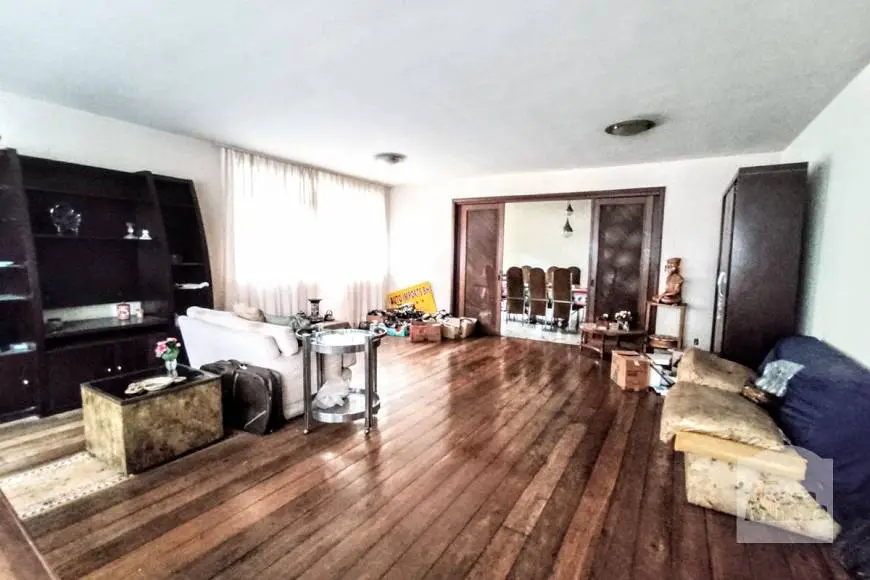 Foto 1 de Apartamento com 4 Quartos à venda, 300m² em Funcionários, Belo Horizonte