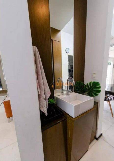 Foto 4 de Casa com 2 Quartos para alugar, 220m² em Belvedere, Belo Horizonte