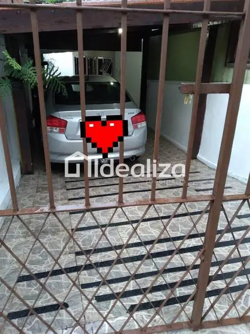 Foto 4 de Casa com 2 Quartos à venda, 200m² em Santa Cecília, Teresópolis