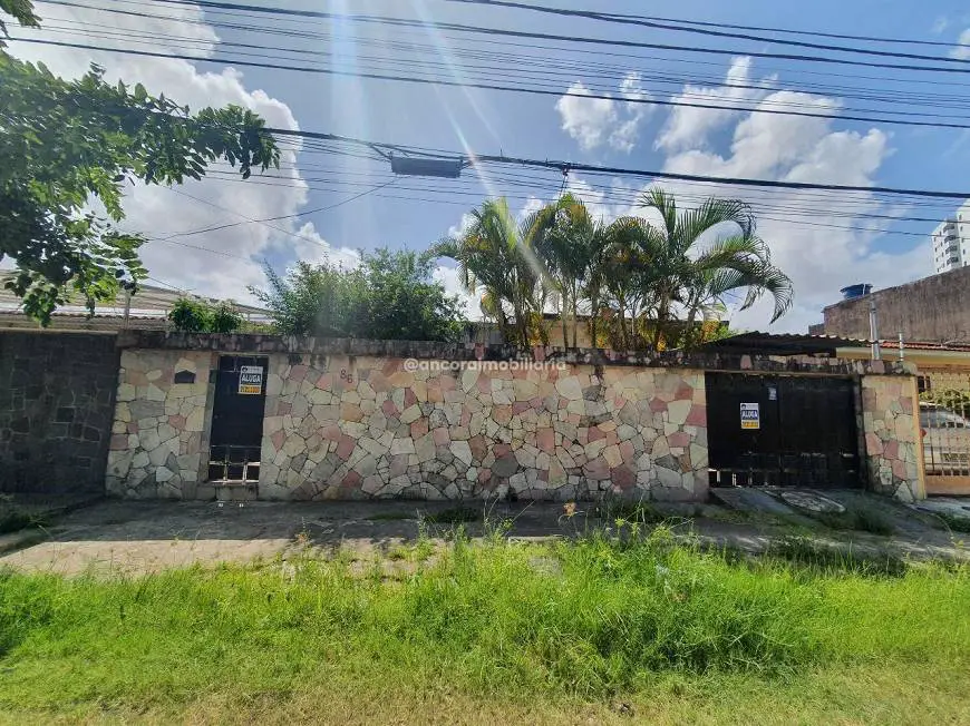 Foto 1 de Casa com 3 Quartos para alugar, 170m² em Imbiribeira, Recife