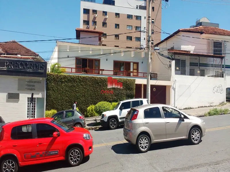 Foto 4 de Casa com 4 Quartos à venda, 280m² em Gutierrez, Belo Horizonte
