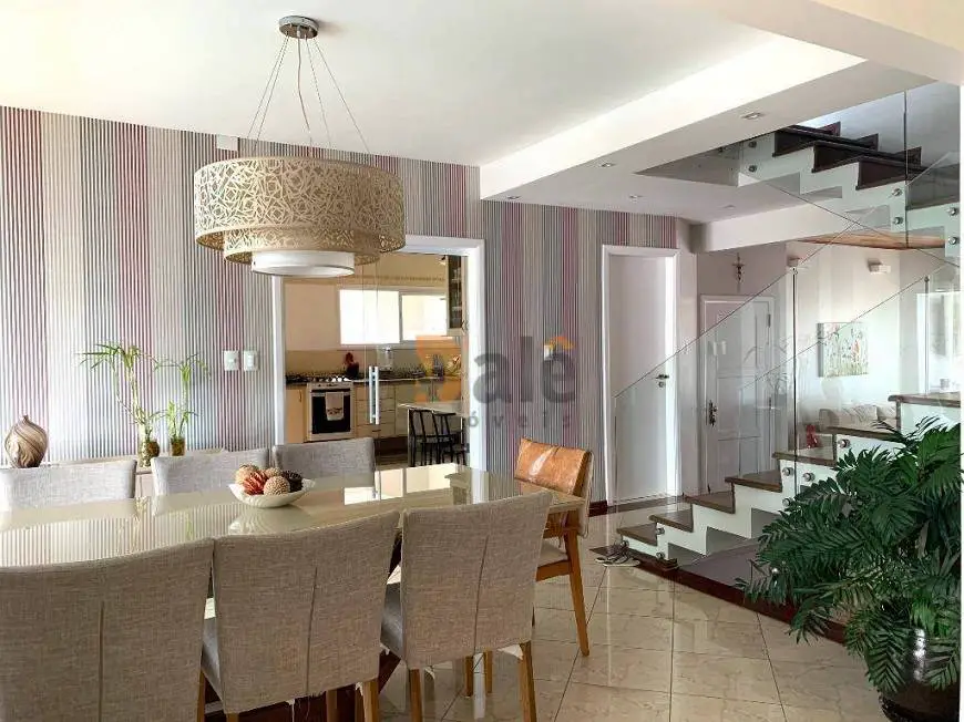 Foto 1 de Casa de Condomínio com 3 Quartos para alugar, 420m² em Jardim das Colinas, São José dos Campos