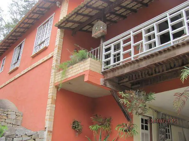 Foto 1 de Casa de Condomínio com 4 Quartos à venda, 208m² em Barra do Imbuí, Teresópolis