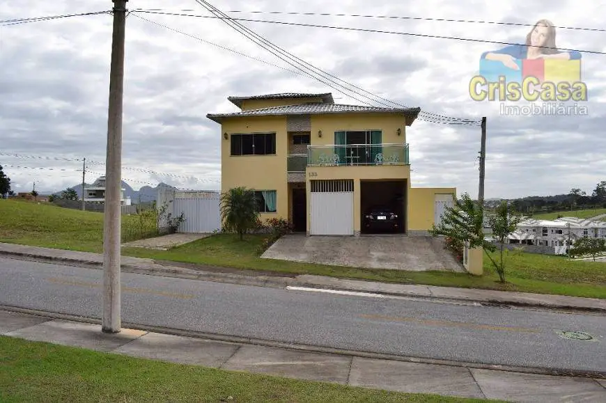 Foto 1 de Casa de Condomínio com 4 Quartos à venda, 290m² em Extensão do Bosque, Rio das Ostras