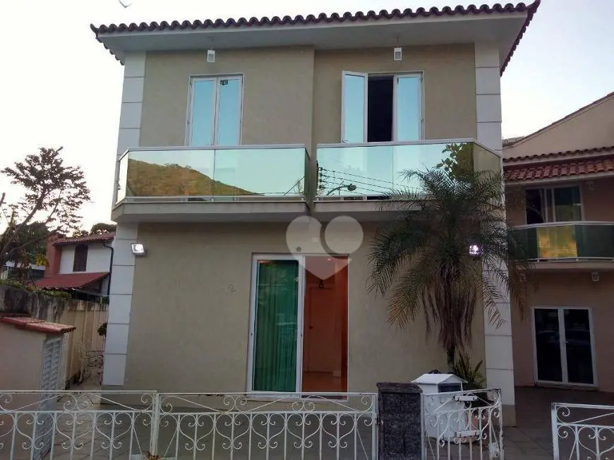 Foto 1 de Casa de Condomínio com 4 Quartos à venda, 180m² em Lins de Vasconcelos, Rio de Janeiro