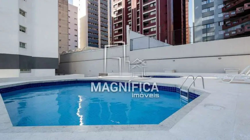 Foto 1 de Cobertura com 4 Quartos à venda, 516m² em Água Verde, Curitiba