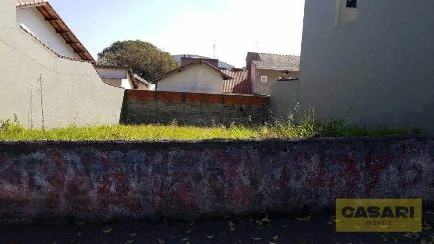 Foto 2 de Lote/Terreno à venda, 300m² em Parque dos Passaros, São Bernardo do Campo