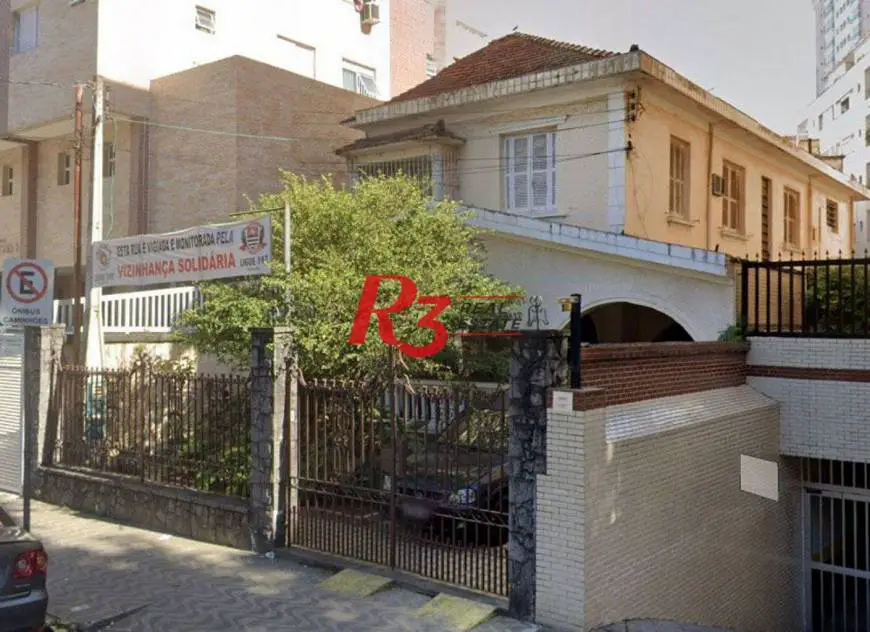 Foto 1 de Sobrado com 4 Quartos para venda ou aluguel, 250m² em Boqueirão, Santos