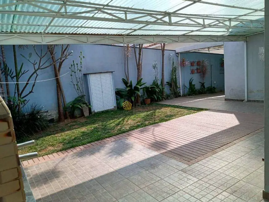 Foto 1 de Sobrado com 4 Quartos para venda ou aluguel, 290m² em Jardim Brasilandia, São Bernardo do Campo