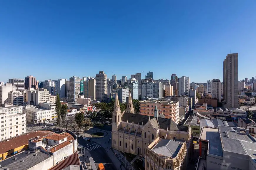 Foto 1 de Apartamento com 2 Quartos para venda ou aluguel, 65m² em Centro, Curitiba
