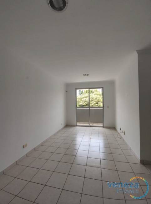 Foto 3 de Apartamento com 2 Quartos à venda, 60m² em Centro, Londrina