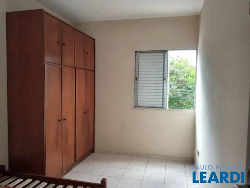 Foto 3 de Apartamento com 2 Quartos para alugar, 56m² em Jardim Monte Alegre, Taboão da Serra