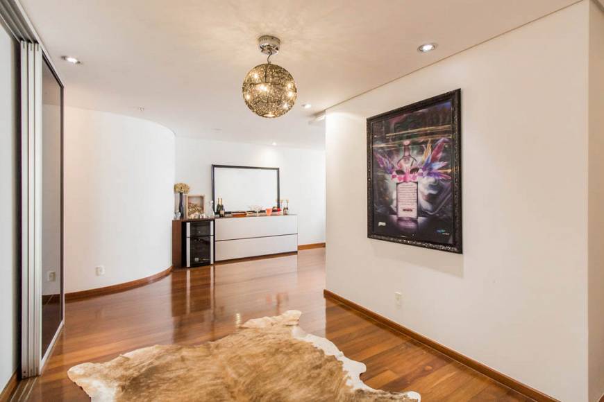 Foto 1 de Apartamento com 3 Quartos à venda, 245m² em Alto de Pinheiros, São Paulo