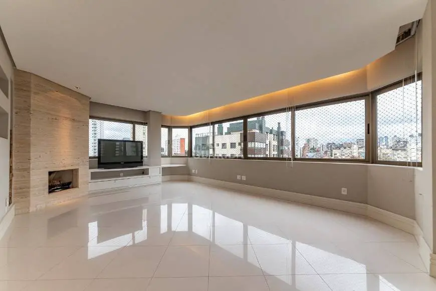 Foto 1 de Apartamento com 3 Quartos para alugar, 132m² em Bela Vista, Porto Alegre