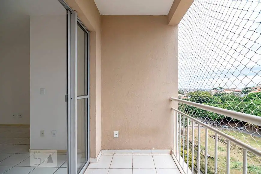Foto 4 de Apartamento com 3 Quartos para alugar, 70m² em Fernão Dias, Belo Horizonte