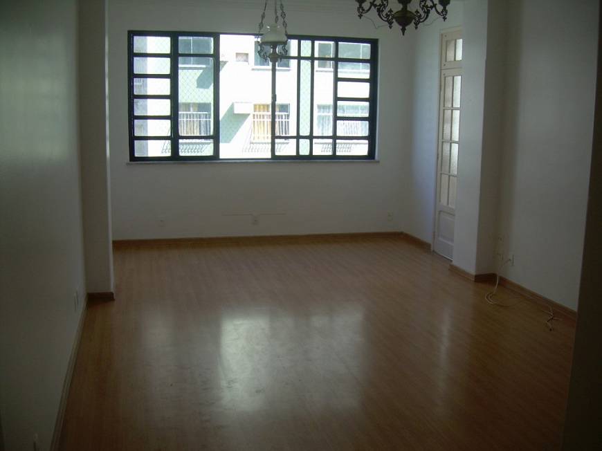Foto 5 de Apartamento com 3 Quartos para alugar, 146m² em Icaraí, Niterói