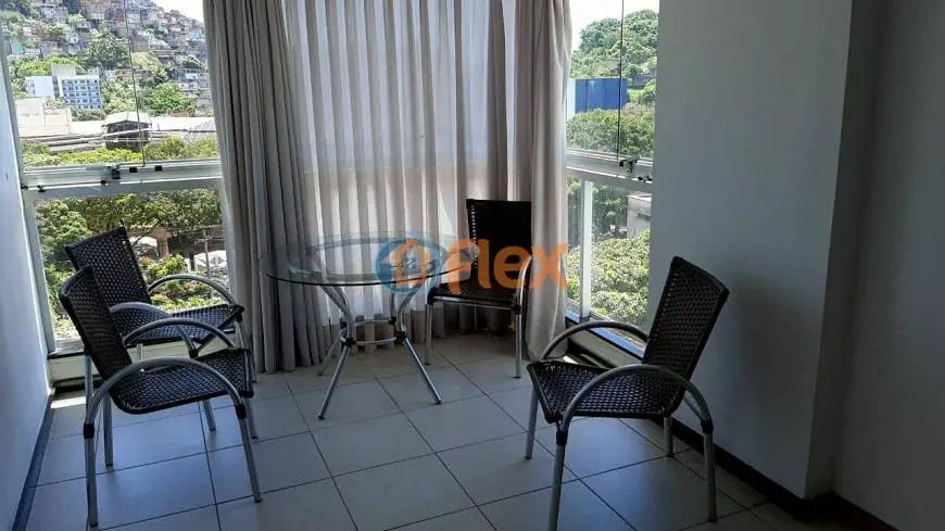 Foto 1 de Apartamento com 3 Quartos para alugar, 96m² em Santa Lúcia, Vitória