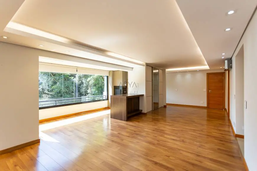 Foto 1 de Apartamento com 3 Quartos à venda, 153m² em São Lourenço, Curitiba