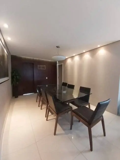 Foto 1 de Apartamento com 3 Quartos para alugar, 118m² em Savassi, Belo Horizonte